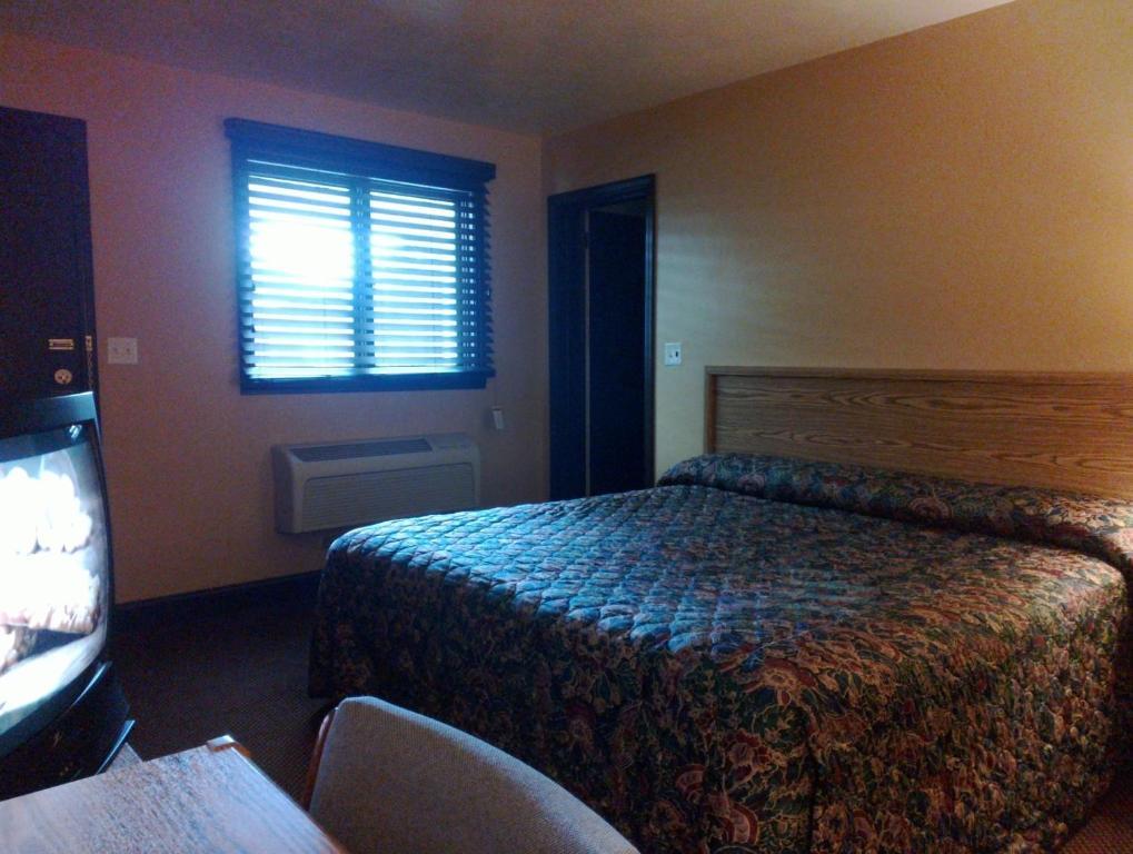 Colonial Inn Mercer-Grove City Oda fotoğraf